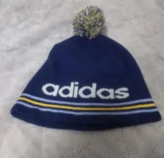 adidas　ボンボンニット帽　ぼんぼり付き　マルチカラー