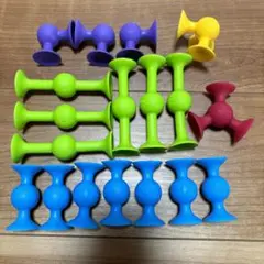 知育玩具 スクイグズ Squigz 5種18パーツ ファットブレイン
