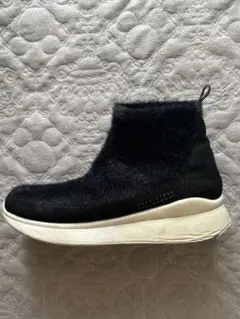 ファー素材 黒 スニーカータイプブーツ