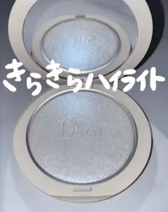 Dior スキンフォーエバー 03 パールグロウ ハイライトパウダー