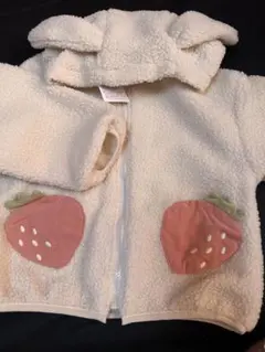 886 バースデイ　フタフタ　いちご　うさぎ　アウター　ジャンバー