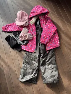美品　スキーウェア 120