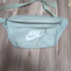 NIKE ウエストバッグ ボディバッグ ライトグリーンのサムネイル