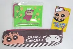 クレヨンしんちゃん　カラビナ付きミニクリアポーチ　ペンケース