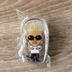 ELLY メトロポリス ガチャ クリップ