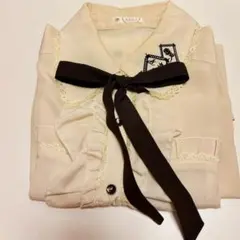 axes femme アイボリー フリル付き長袖シャツ M