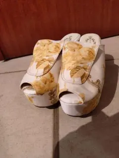 2025年最新】JESUS DIAMANTE サンダル・ミュールの人気アイテム - メルカリ