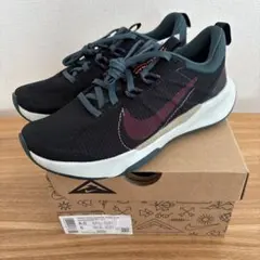 23.5cm　ナイキ　スニーカー　ジュニパー トレイル 2　DM0821