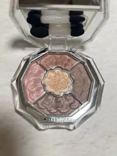 ジルスチュアート　ブルームクチュールアイズ　ジュエルドブーケ　01