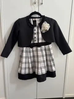 入学式　チェック柄ワンピースとジャケットとブラウス