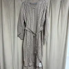 GRL ベージュ ケーブル編み ロングニットワンピース