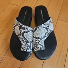 ATELIER BRUGGE パイソン柄 トングサンダル Lサイズのサムネイル