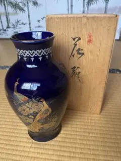 花瓶　花鳥図　有田焼　木仙窯　瑠璃金彩のサムネイル