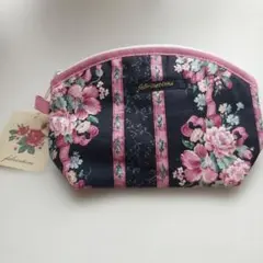 Item thumbnail for item f41f17a4-82bf-4f4d-8ff5-cd416f906a4c