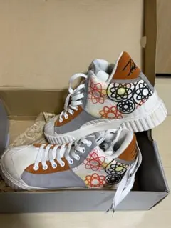 幾何学模様 ハイカットスニーカー 24.5