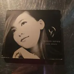 tomomi kahala LOVE BRACE