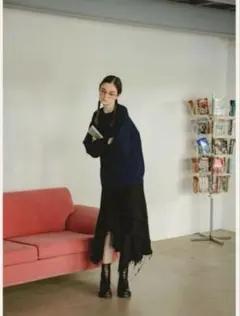 ⭐︎11日まで値下げ⭐︎PINUE ダメージラッフルスカート　黒　Mサイズ