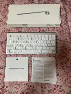 アップル ワイアレスキーボード 型番: A1314