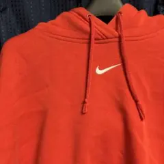 NIKE プルオーバー パーカー レッド
