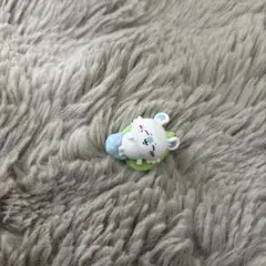 ちいかわ　バスボム　モモンガ