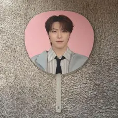 2026年最新】seventeen うちわ ディノの人気アイテム - メルカリ