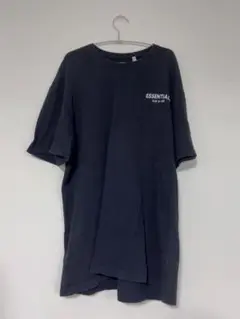 エッセンシャルズ Tシャツ