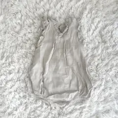 ベビー　コットンリネンフリルロンパース