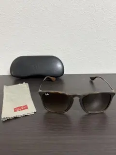 Ray-Ban CHRIS RB4187-F サングラスのサムネイル