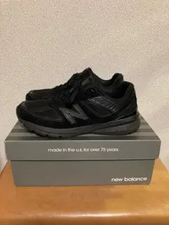 y*i様 New Balance 990V5 BB5 トリプルブラック スニーカ y*i様 New Balance 990V5 BB5 トリプルブラック スニーカ - メルカリ