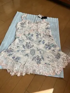 トレフル　花柄刺繍 シースルーキャミソール 80-80新品タグ付き