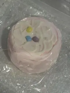 Kikisquishy ピンクのケーキ　L