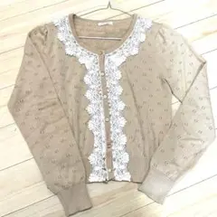 【美品】L'EST ROSE レストローズ カーディガン レース　ベージュ系のサムネイル