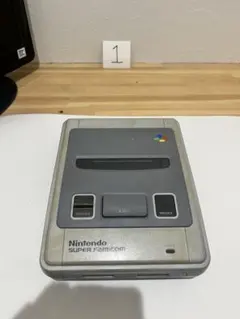 任天堂スーパーファミコン本体のみ、外側、内部清掃済み、動作確認済み、良好