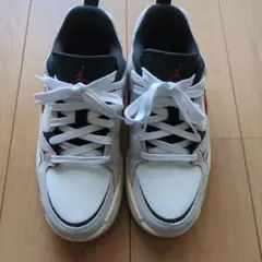 Nike Air Jordan スニーカー ホワイト/ブラック/レッド