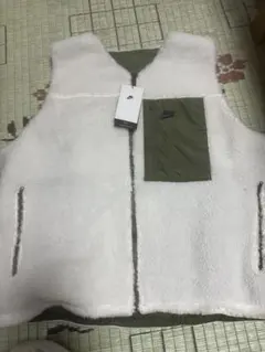 Nike フリースベストリバーシブル3L