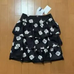 新品☆ エムズグレイシー のカメリアプリントティアードスカート