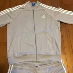 アディダスジャージセットアップ(トラックスーツ)グレー