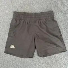 adidas アディダス ハーフパンツ　110