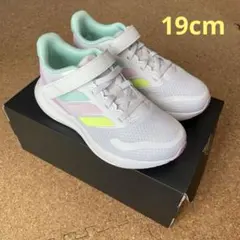 アディダス　スニーカー　19センチ