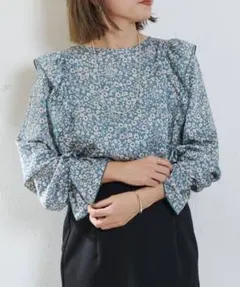 SHENERY シーナリー マットサテンプリントブラウス　花柄　長袖ブラウス