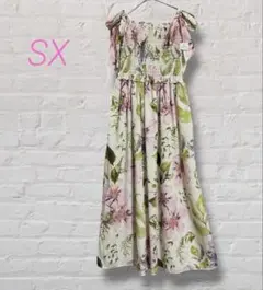 新品タグ付き SHEIN キャミワンピース シャーリング加工 花柄 白 SX