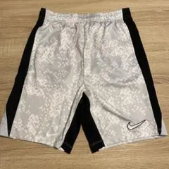 Nike Dry-fit ハーフパンツ