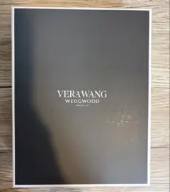 【新品未使用】VERA WANG WEDGWOOD フォトフレーム