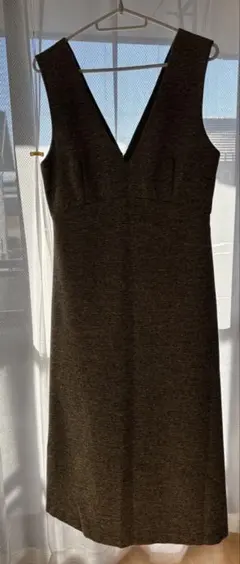 ブラウン系 Vネック ノースリーブ ワンピース