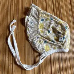 モイモルン　ボンネット