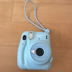 instax mini 11 水色 インスタントカメラ本体