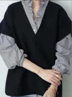 SLOBE IENAＶネックスタンドフリルブラウス　ストライプシャツフリーのサムネイル