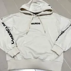 フード付き　トレーナー