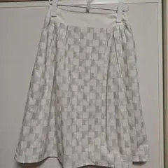 サリースコット　刺繍スカート　新品タグ付き　極美品　大きめサイズ Sally Scott（サリースコット） 【美品/定価3.4万】サリースコット