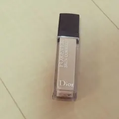 Dior リキッドコンシーラー 1N